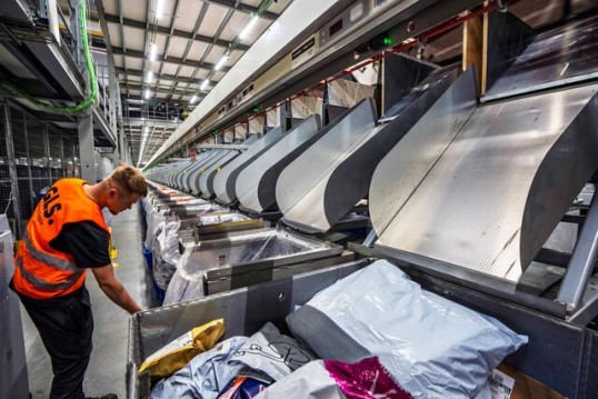 GLS Spain prevé superar el millón de envíos durante los días de mayor demanda de la campaña de Navidad